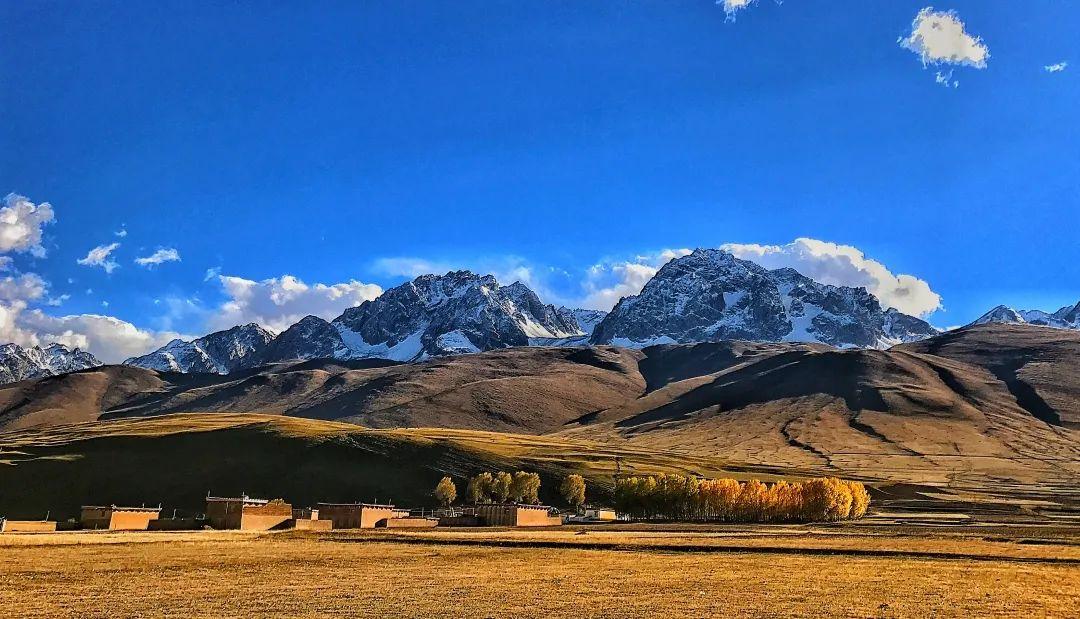 甘孜縣自然美景探索之旅，最新旅游體驗報告